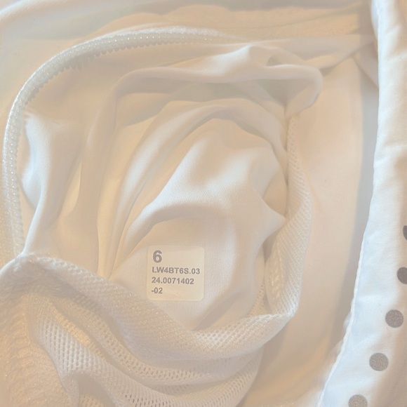 Lululemon Another Mile Jacket White size 6 NWT $228 - Picture 7 of 8